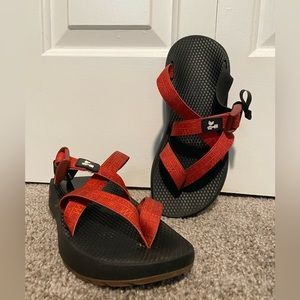 Ladies Chaco Sandals- size 8 - close to New condition